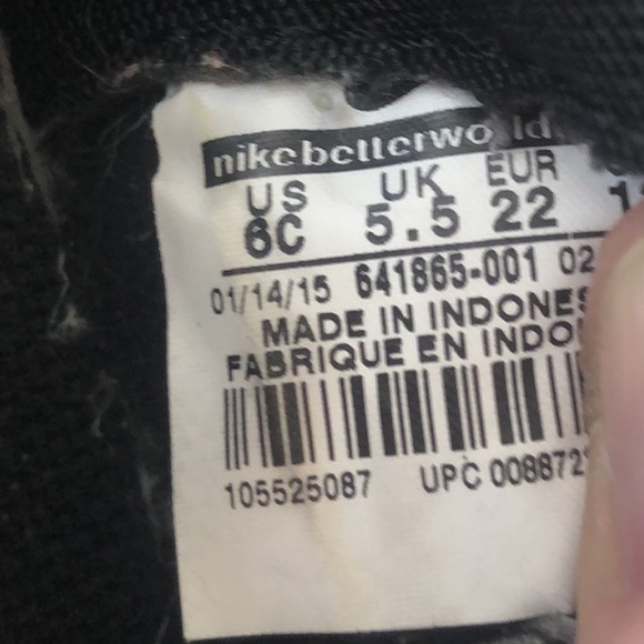 Infant Nike Multicolor Black Runner Sneaker. Machine Washable. Size 6C. EUC. - Picture 10 of 10